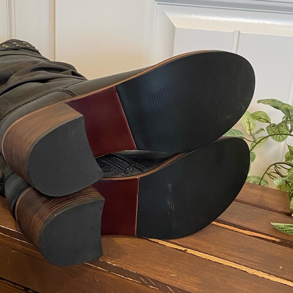 Sleek Black Wanted HAAS Studded Boot - Picture 10 of 15